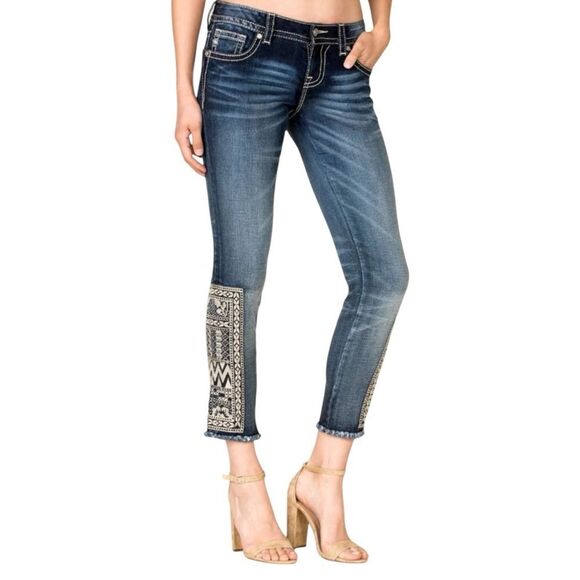 Miss Me Embroidered Ankle Skinny in MK 618 Size 29 - Picture 1 of 8